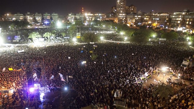 Près de 400 000 Israéliens se sont réunis à Tel Aviv pour dénoncer le coût de la vie.