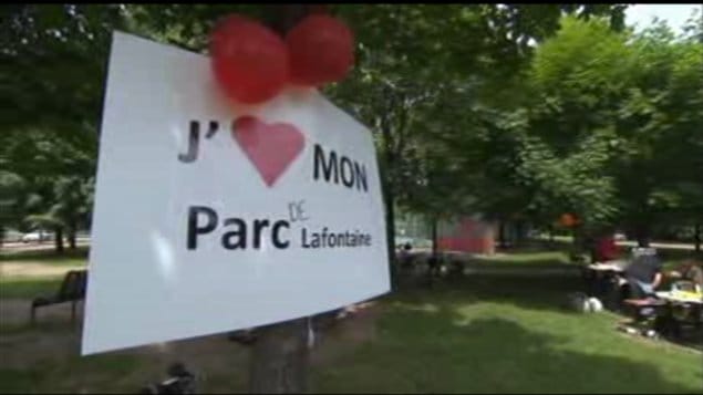 Affiche des opposants au projet