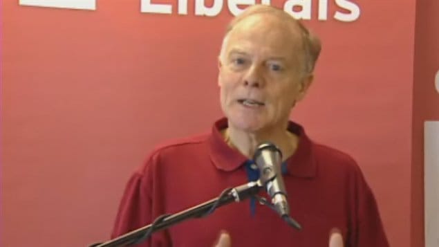 Jon Gerrard promet d'assouplir les conditions en matière d'immigration.