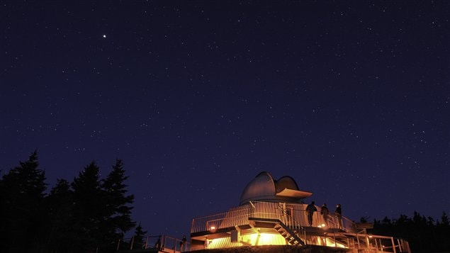 Le Milieu Se Mobilise Pour Préserver Le Ciel étoilé Du Mont
