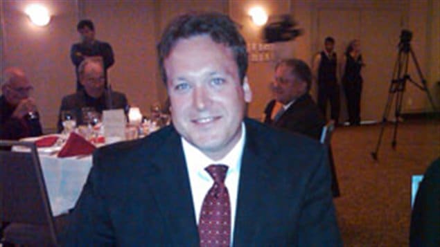 Ryan Bater, Parti libéral
