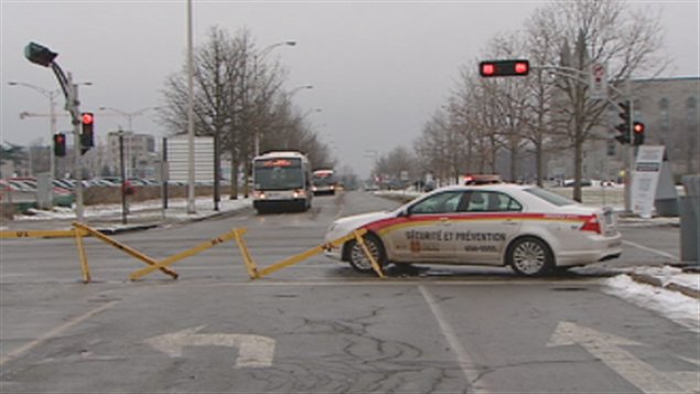 Voiture de police à l'Université Laval