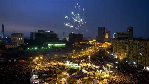 Des feux d'artifice au-dessus de la place Tahrir