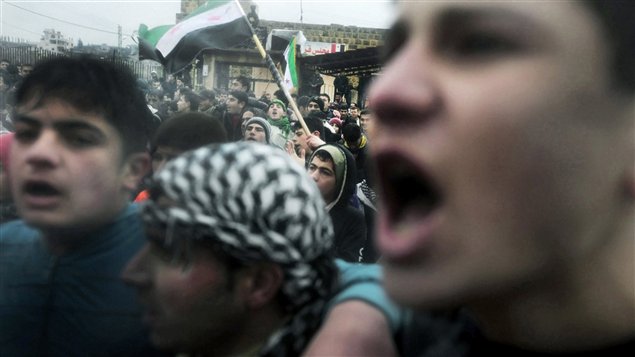 Manifestation antirégime dans le village de Kansafra, dans la province d'Idleb (9 décembre 2011)
