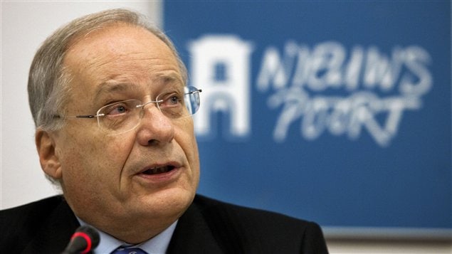 Le président de la commission, Wim Deetman