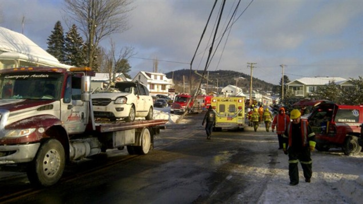 Un accident de la route cause des problèmes à SainteBrigittedeLaval RadioCanada