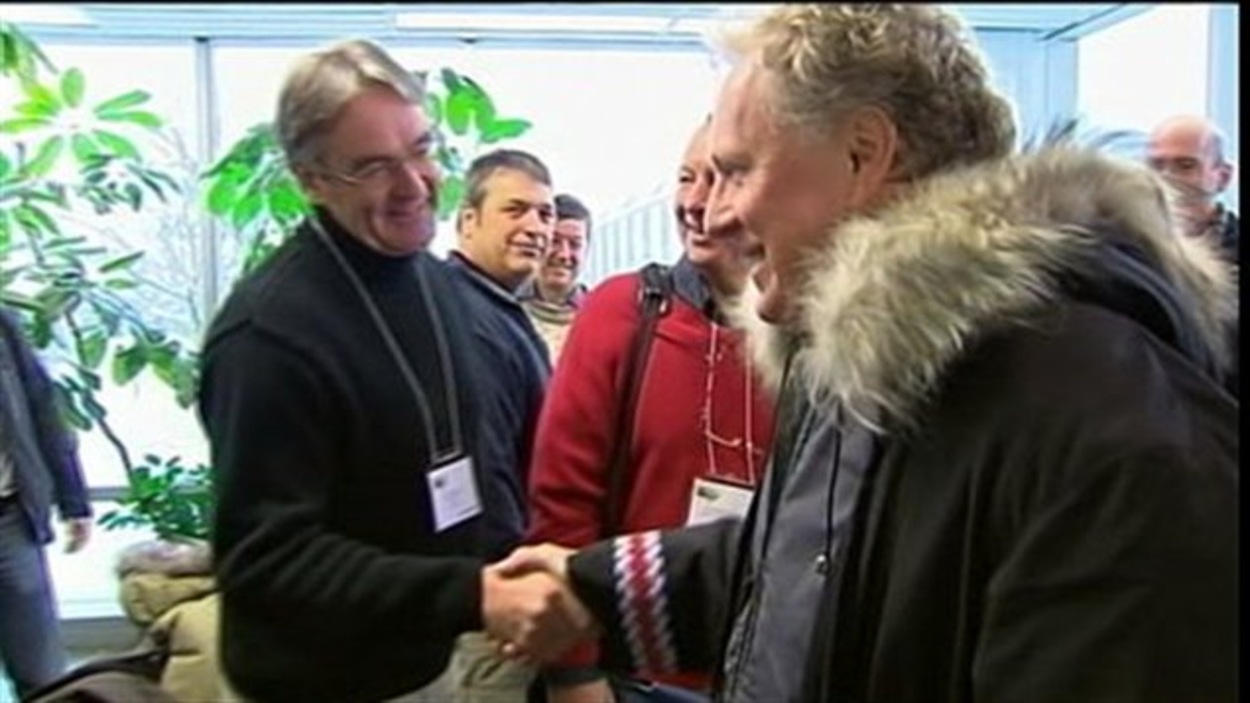Jean Charest attendu à Rouyn-Noranda | Radio-Canada