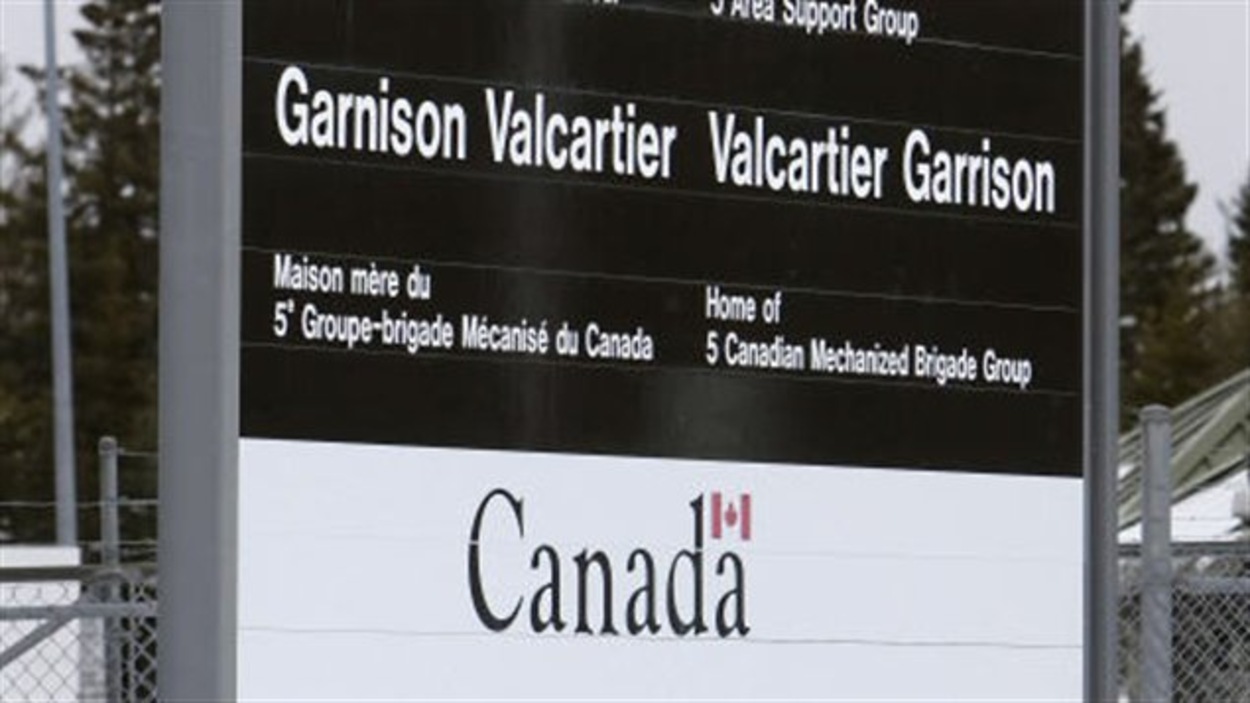 Compressions Federales La Base De Valcartier Durement Touchee Radio Canada Ca