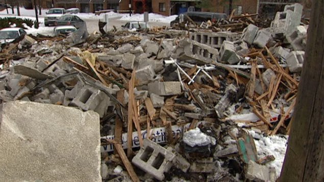 Les ruines ont été mises à terre par mesure de sécurité.