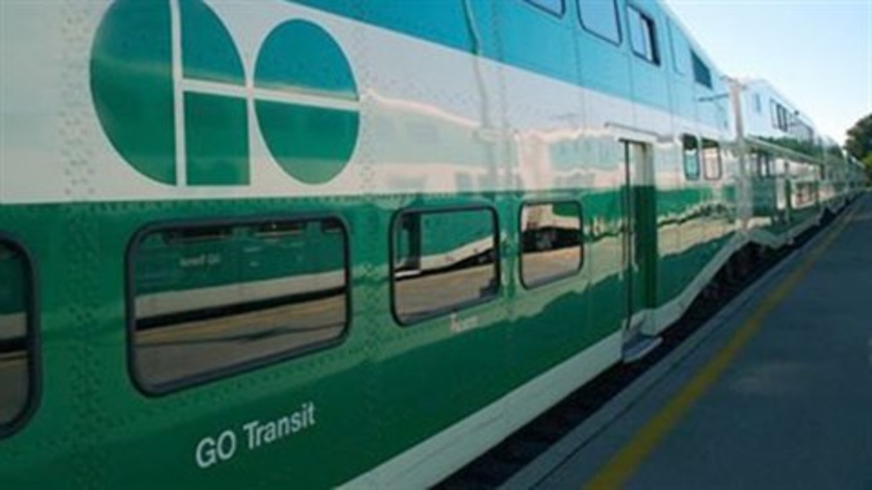 Go Transit augmente ses tarifs de 5 % | Radio-Canada