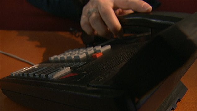 Une appareil téléphonique