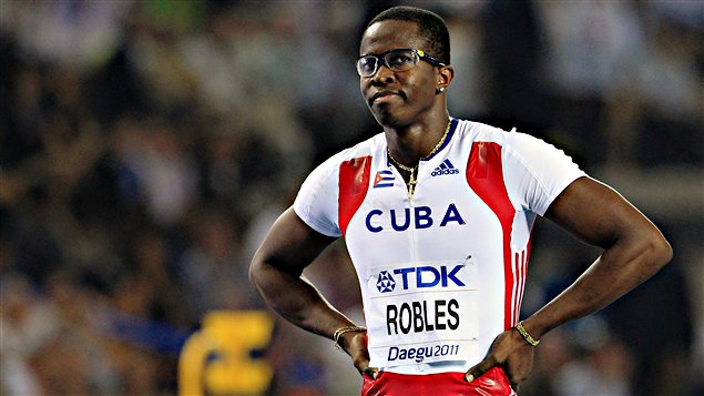 Dayron Robles.