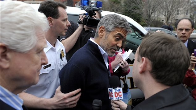 George Clooney arrêté lors d'une manifestation devant l'ambassade du Soudan à Washington