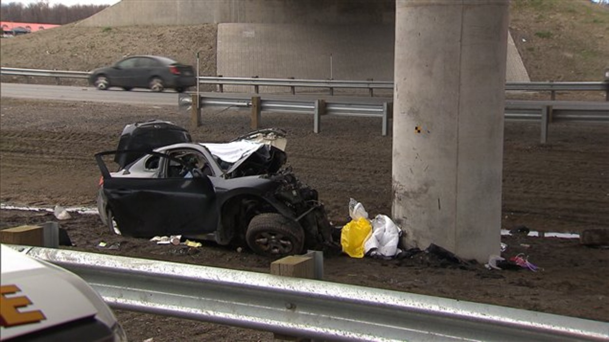 Beloeil Accident mortel sur la 20 Est RadioCanada