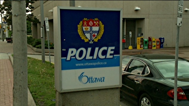 Un poste de la police d'Ottawa.