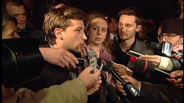 Point de presse des leaders étudiants à leur sortie de la troisième journée consécutive de négociations.