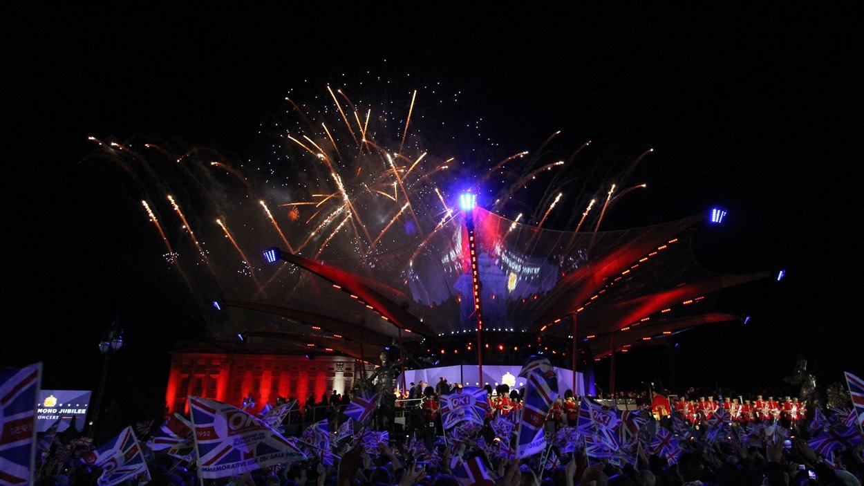 Concert Du Jubilé De La Reine Sur Quelle Chaine Jubilé de diamant : un grand concert pour la reine, sans le prince