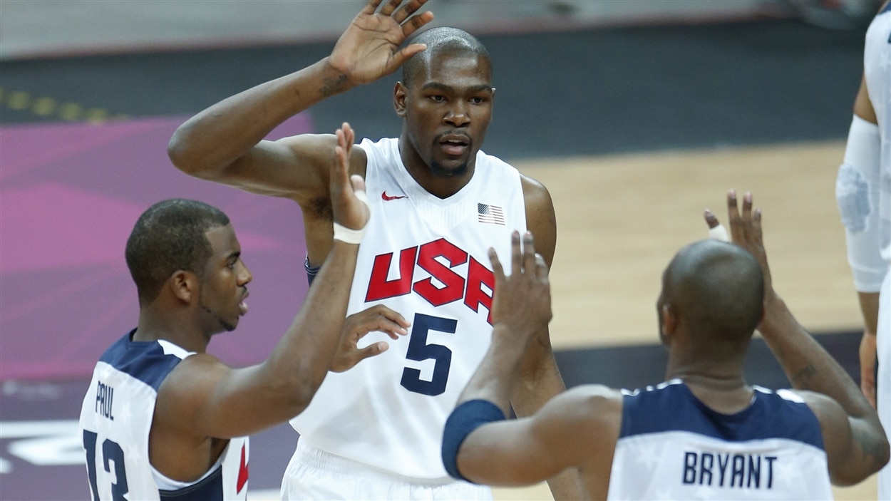 Kevin Durant (5), Chris Paul (13) et Kobe Bryant (10)