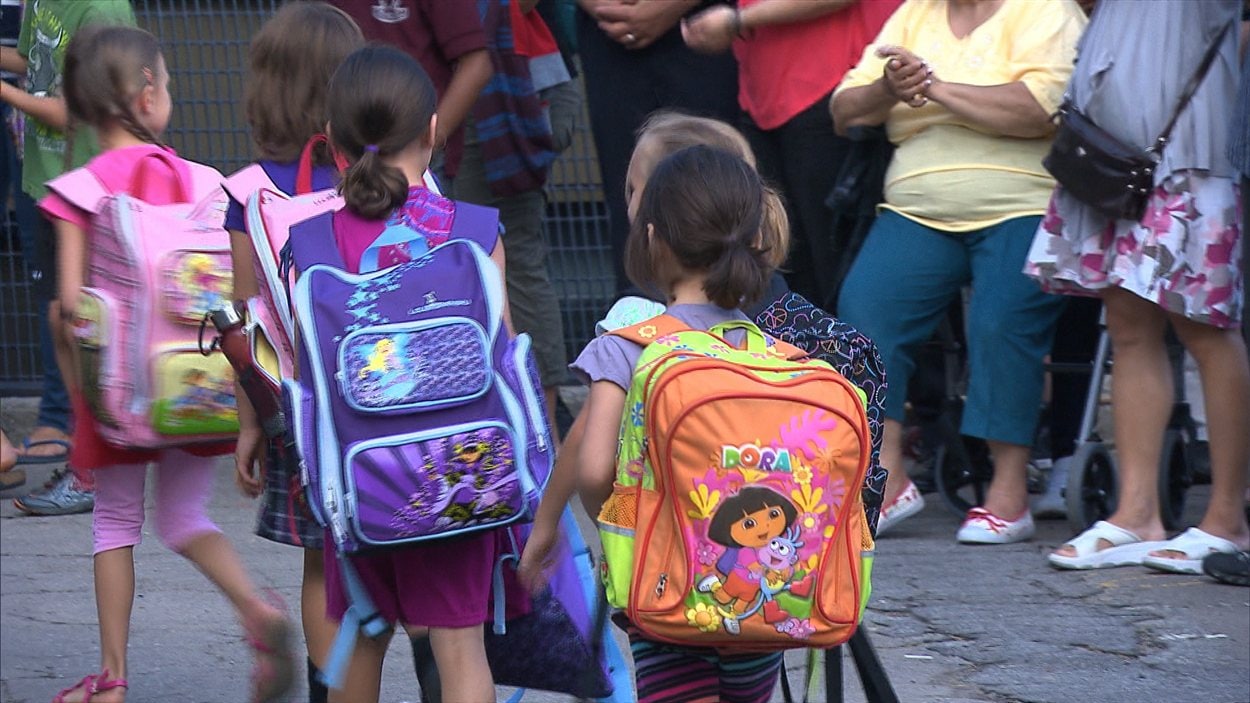 Retour en classe pour les élèves de la Commission scolaire de Montréal (CSDM)