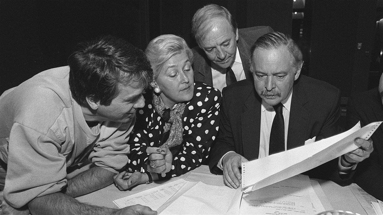 Francois Gendron, Pauline Marois, Guy Chevrette et Jacques Parizeau en 1988.