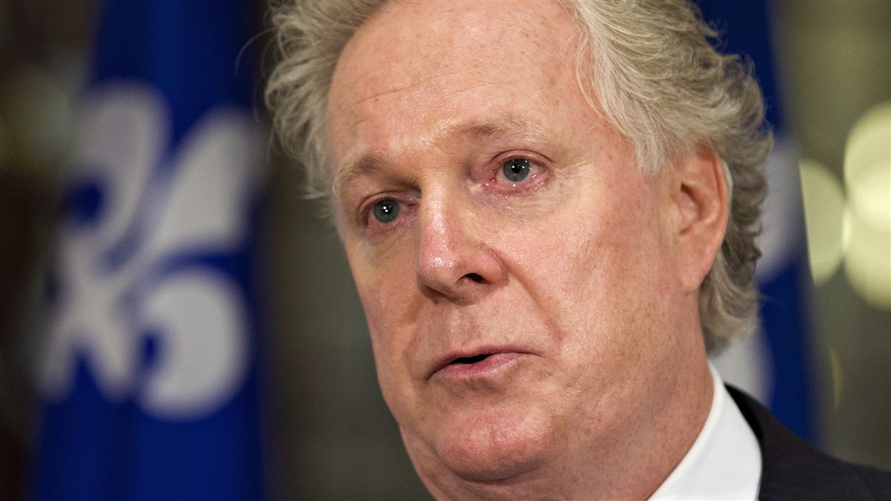 Jean Charest lors de l'annonce de sa démission, à Québec