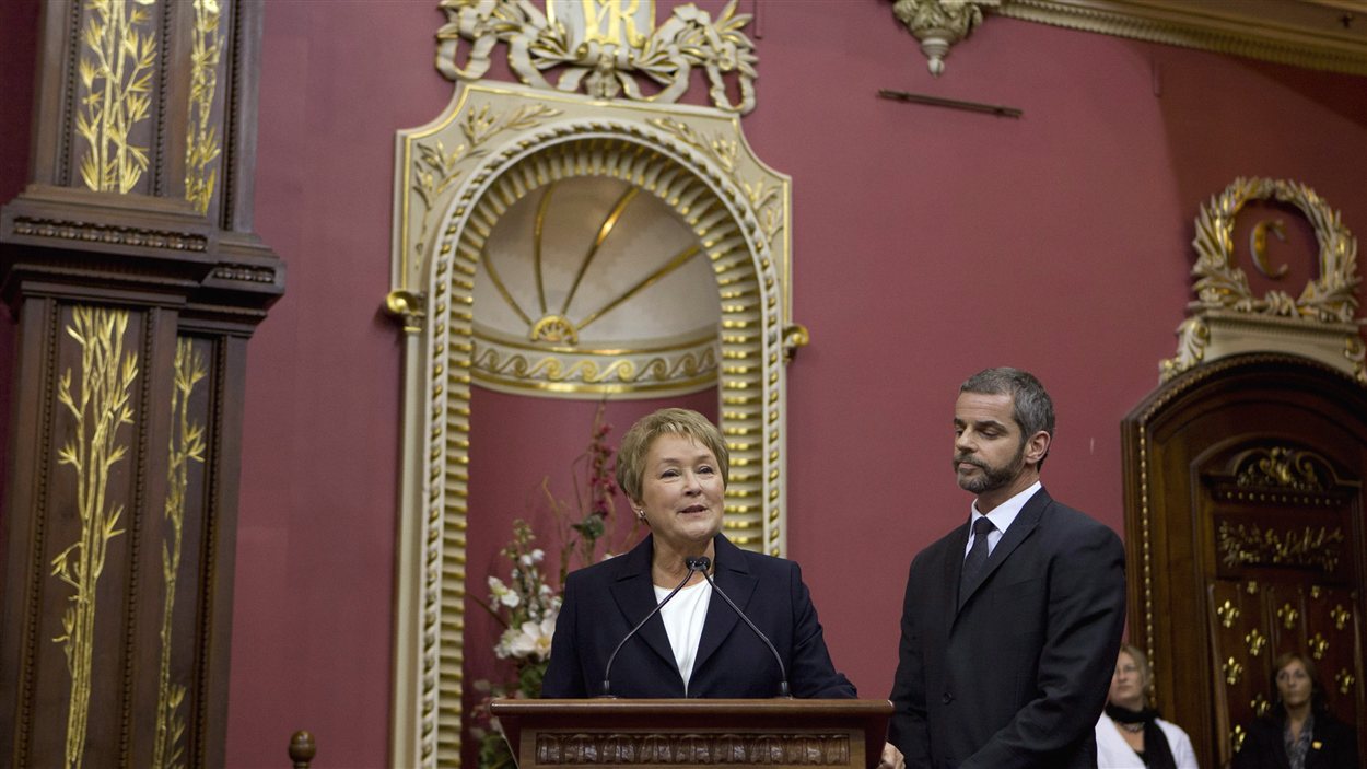 La chef Pauline Marois à la cérémonie d'assermentation des députés péquistes.