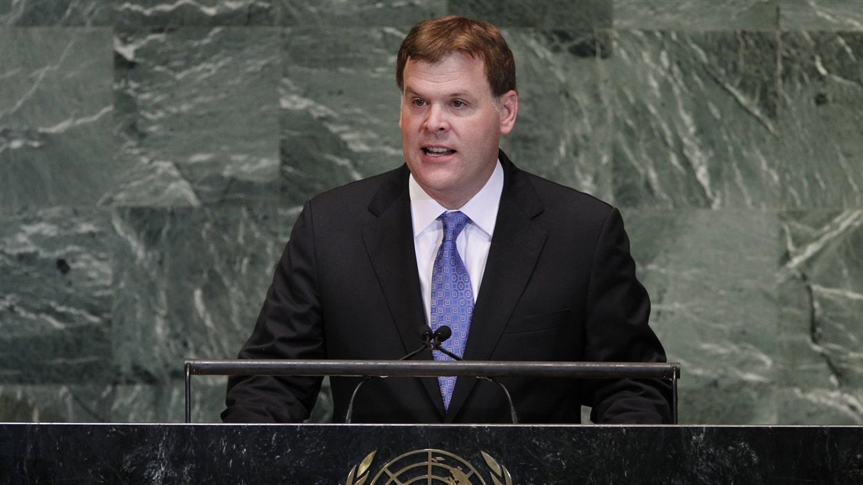 Le ministre des Affaires étrangères du Canada, John Baird