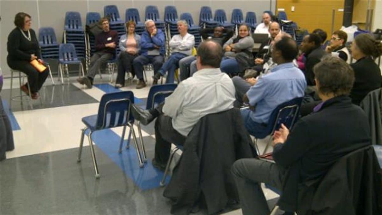 Séance de consultation communautaire à Saskatoon par l'ACF et l'Institut français, le 10 octobre 2012.