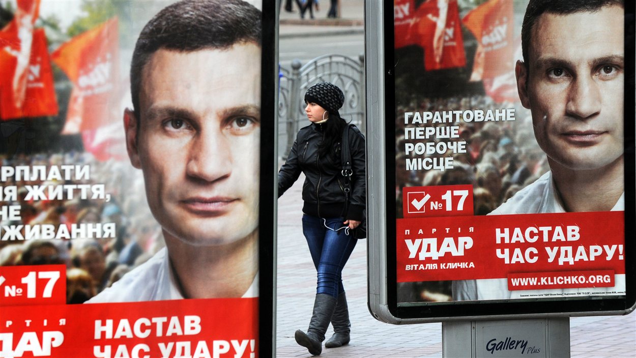 Affiche électorale du boxeur Vitali Klitschko, dirigeant d'un parti d'opposition
