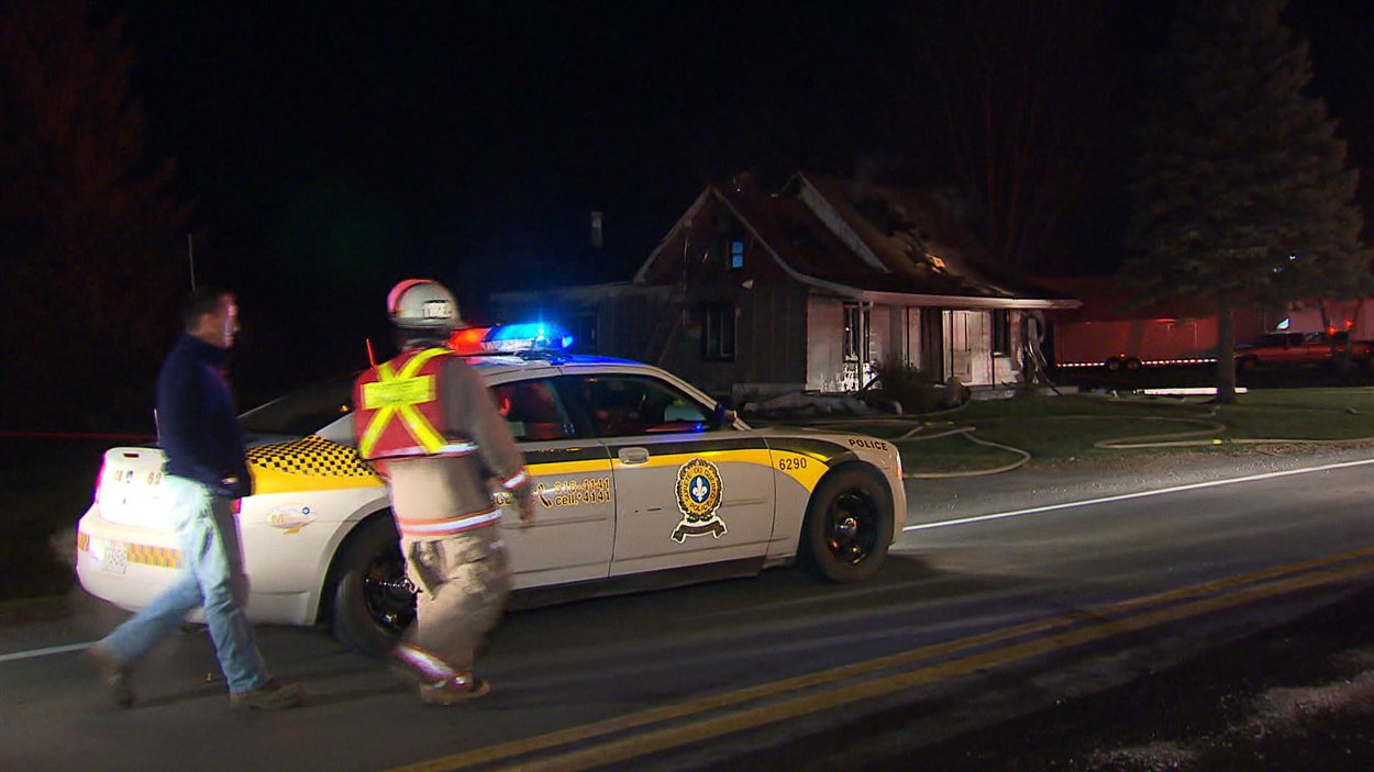 Un mort dans un incendie à SaintRochdeL'Achigan RadioCanada