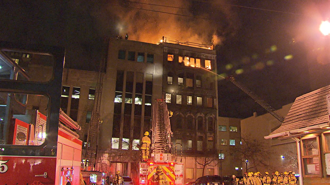 Incendie dans le Vieux-Montréal