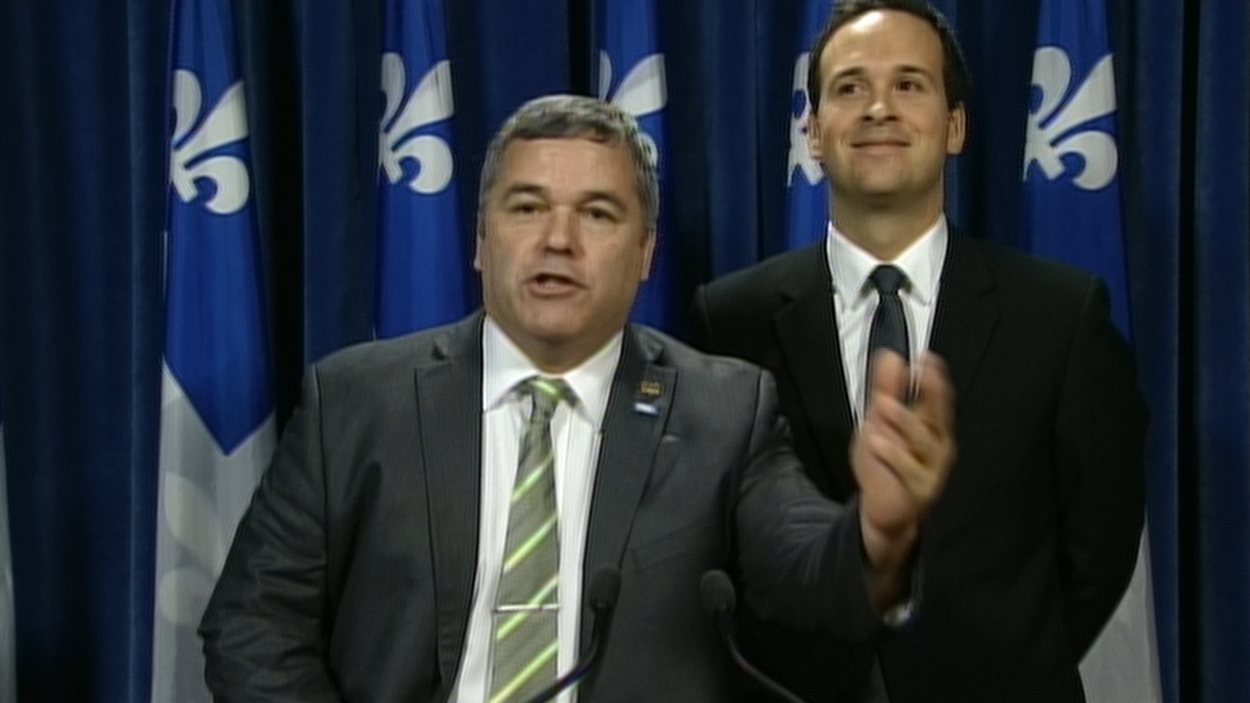 Les ministres Daniel Breton et Alexandre Cloutier