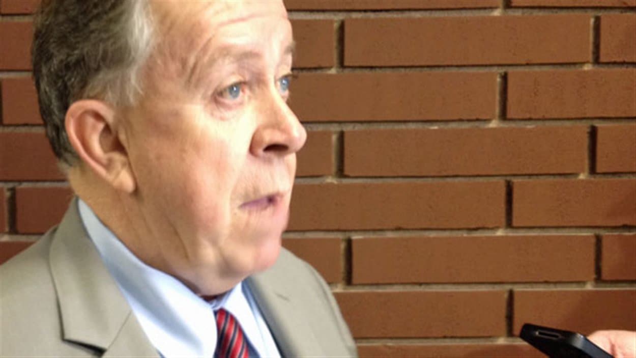 Le ministre des Richesses naturelles, Michael Gravelle