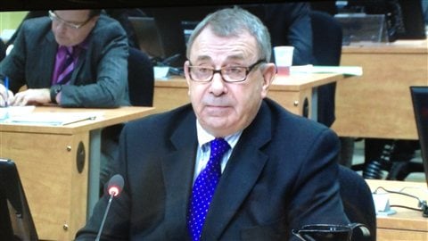 Le PDG associé avertit les réductions d’emplois FDA menace les patients, risque de succursale