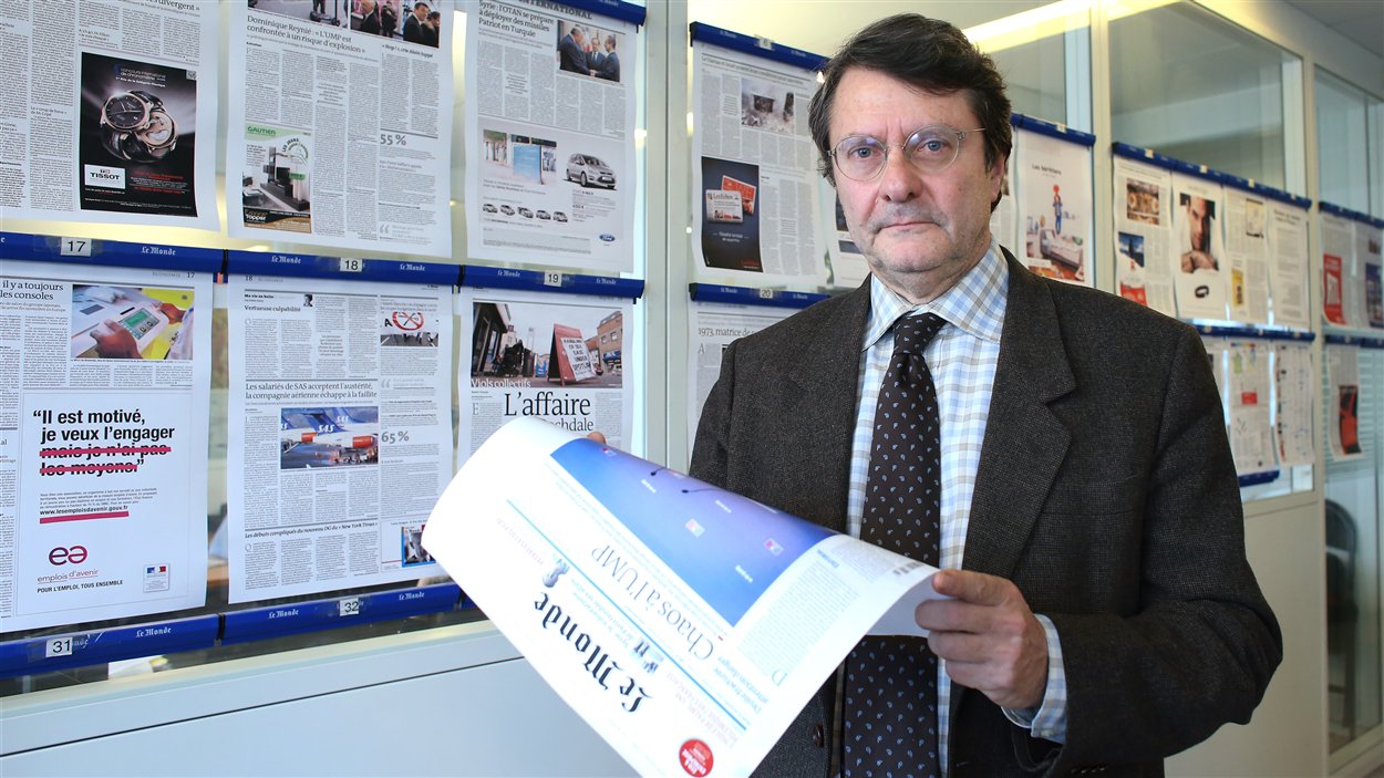 Le directeur de la rédaction du journal « Le Monde », Erik Izraelewicz, le 19 novembre 2012 à Paris.