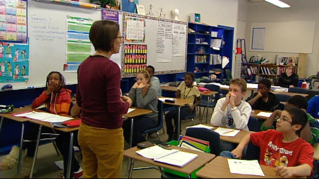 Une enseignante de classe en Alberta