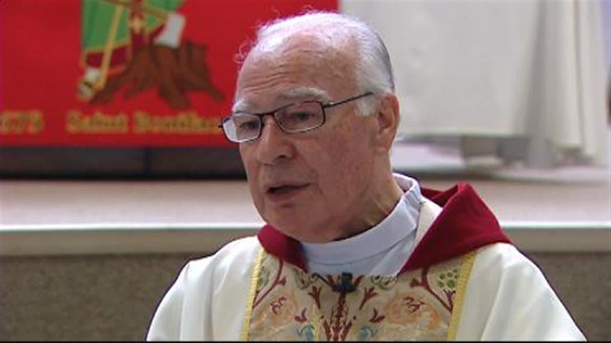 L'abbé Jean-Louis Rocan s'est éteint paisiblement le 2 décembre 2012, à l'âge de 77 ans.