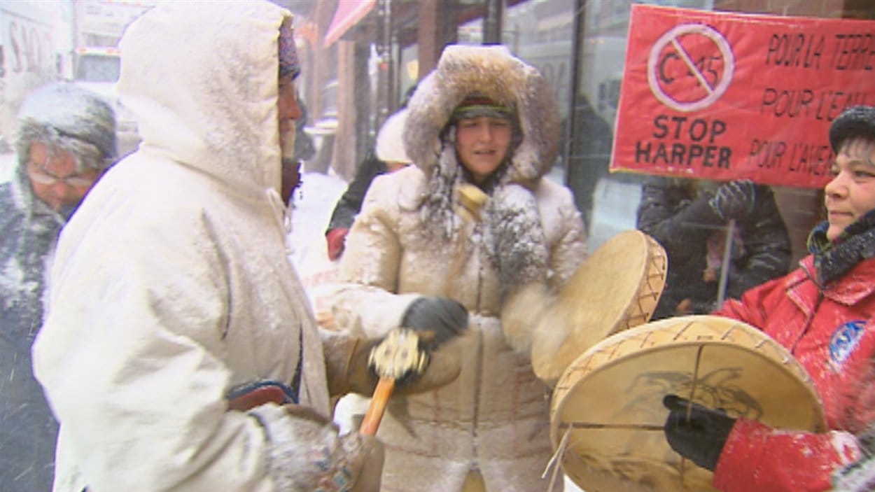 Des Autochtones ont manifesté à Québec vendredi.