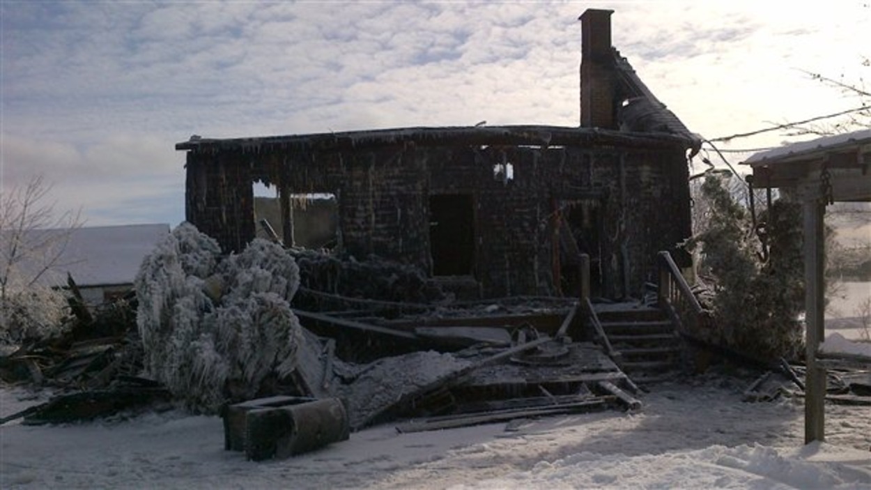 Des incendies détruisent deux maisons à SainteAnnedelaPérade et