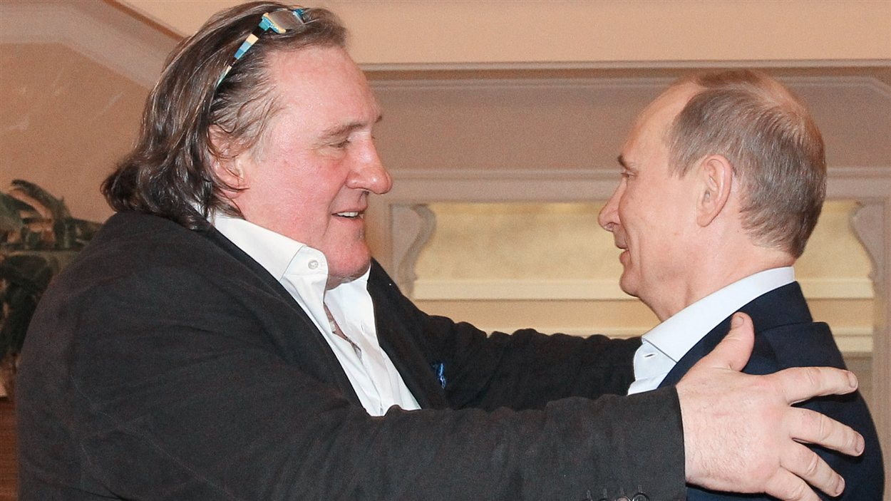 L'acteur français Gérard Depardieu rencontre le président russe Vladimir Poutine dans sa maison de Sotchi
