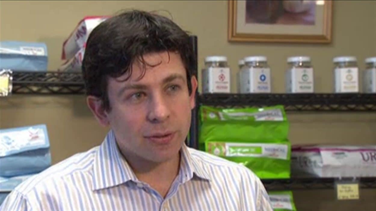 Medicaments Pour Animaux Moins Chers En Pharmacie Qu En Clinique Radio Canada Ca
