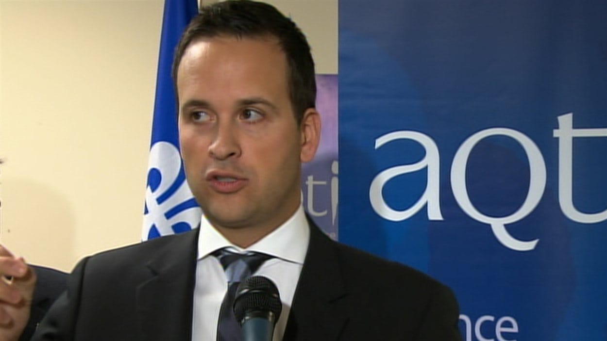 Le ministre délégué aux Affaires intergouvernementales canadiennes du Québec, Alexandre Cloutier