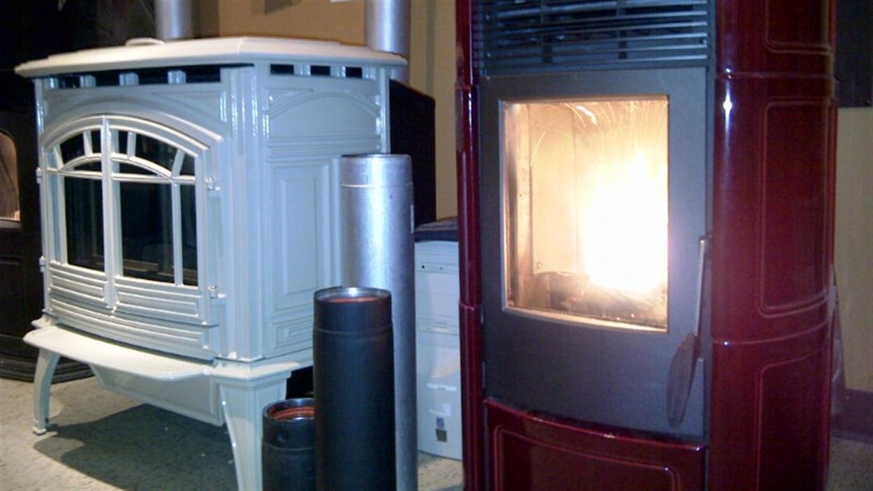 montreal resserre ses regles sur le chauffage au bois radio canada ca