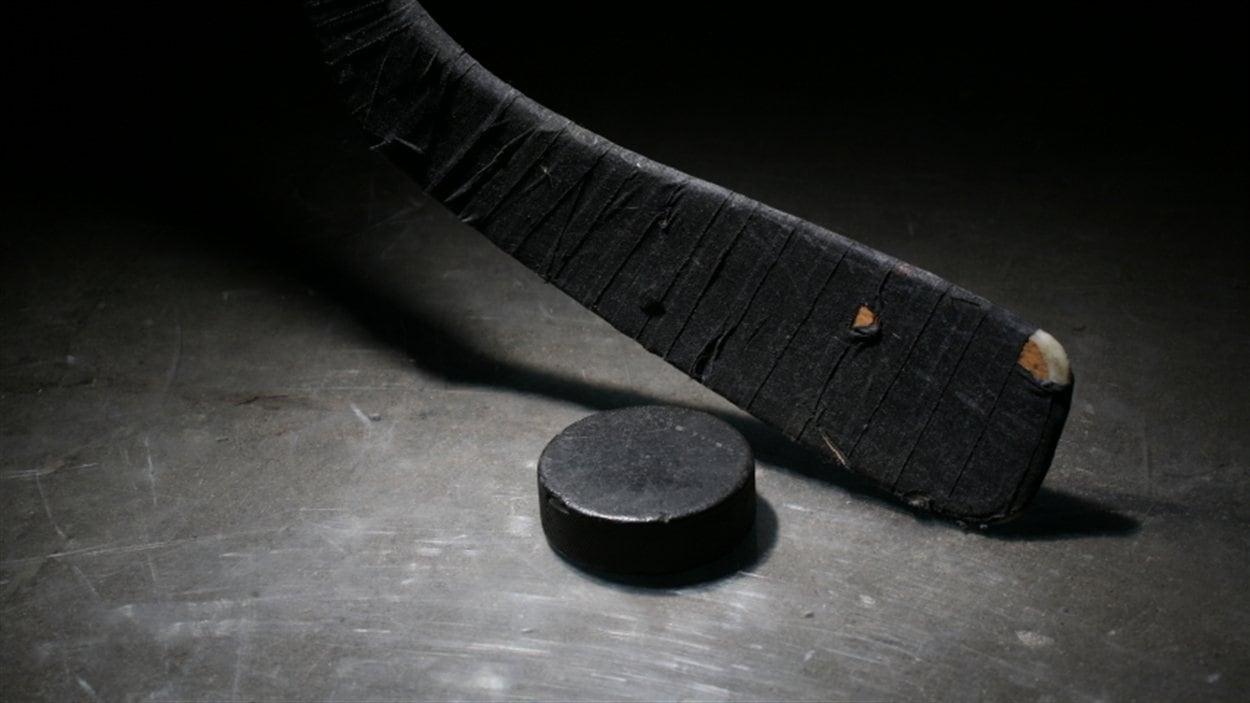 Un baton de hockey