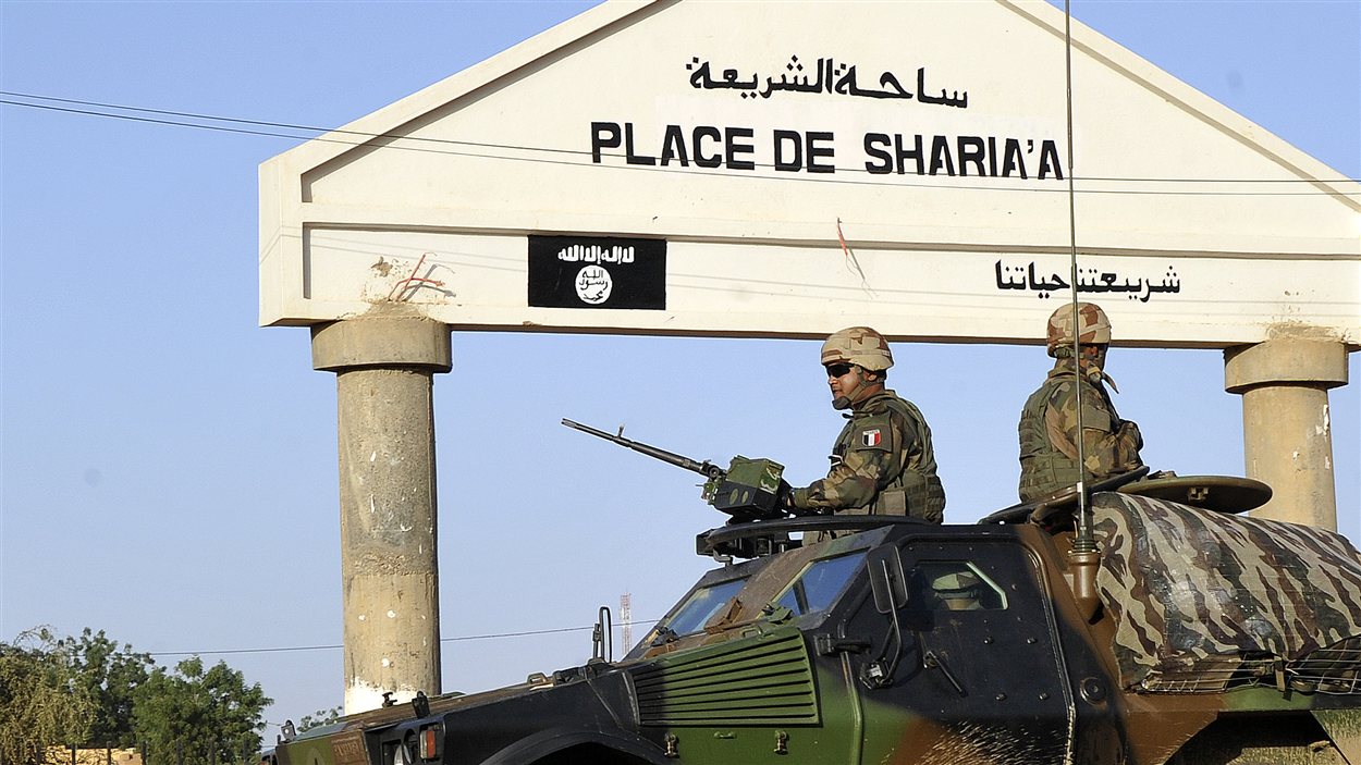Des troupes de l'avant-garde française dans le ville de Gao, dans le nord du Mali.