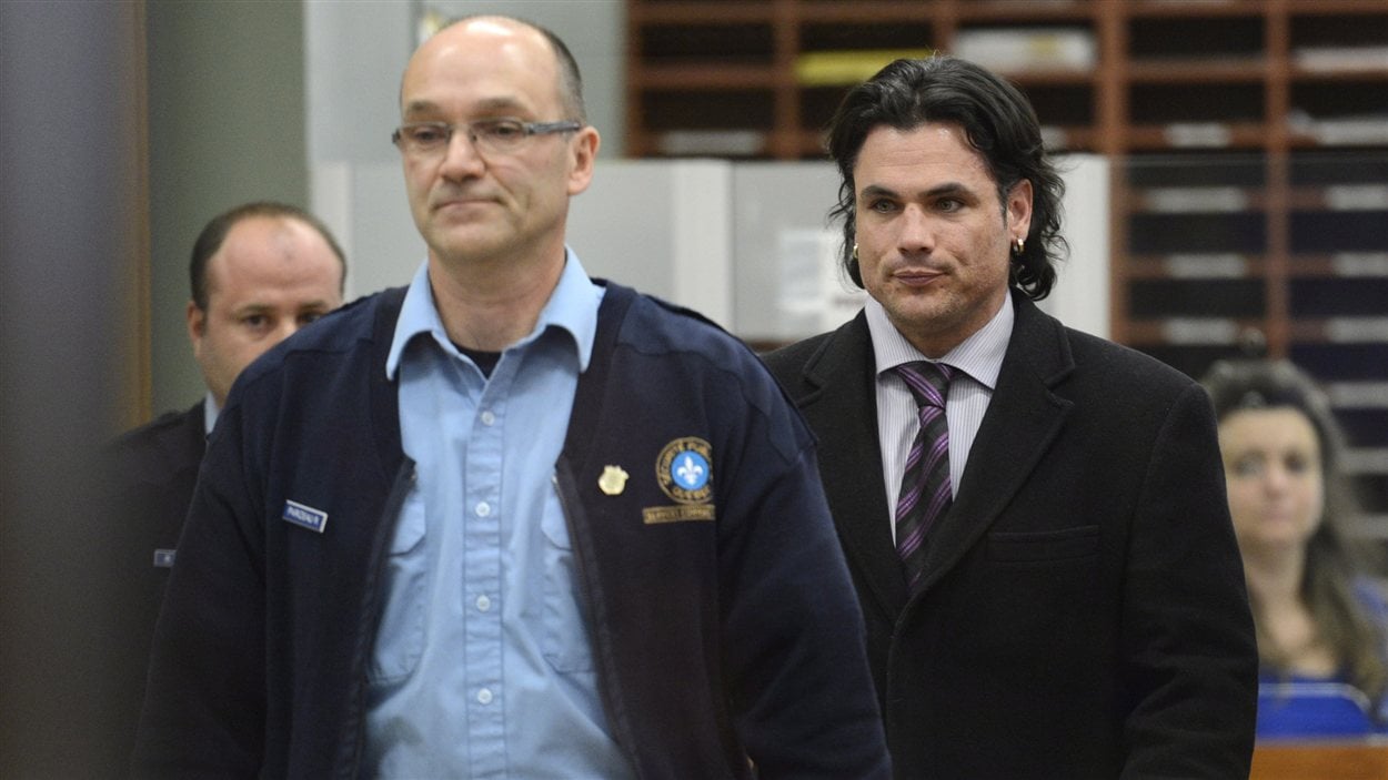 Le sénateur Patrick Brazeau, au palais de justice de Gatineau.