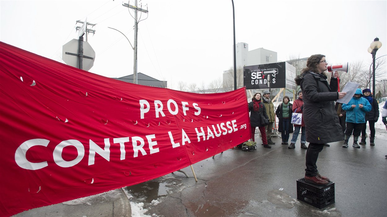 Manifestation des professeurs contre la hausse