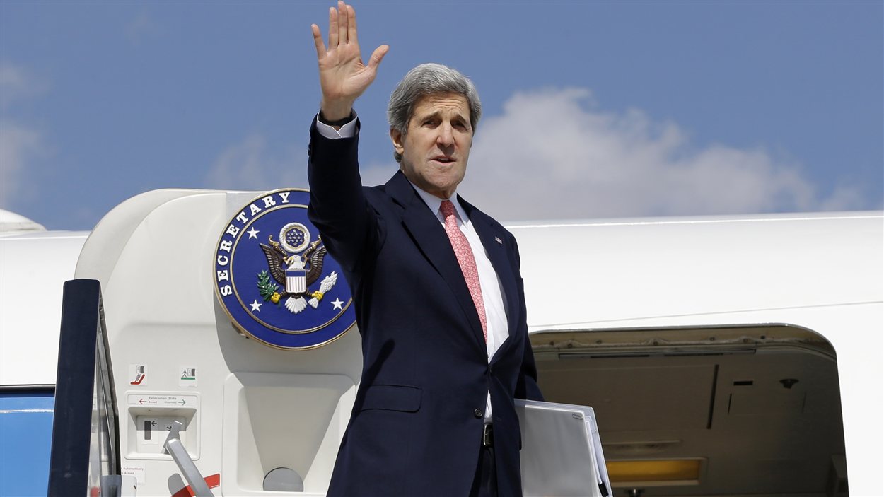 Le secrétaire d'État américain John Kerry quitte la Turquie pour le Caire, où il doit rencontrer plusieurs dirigeants.