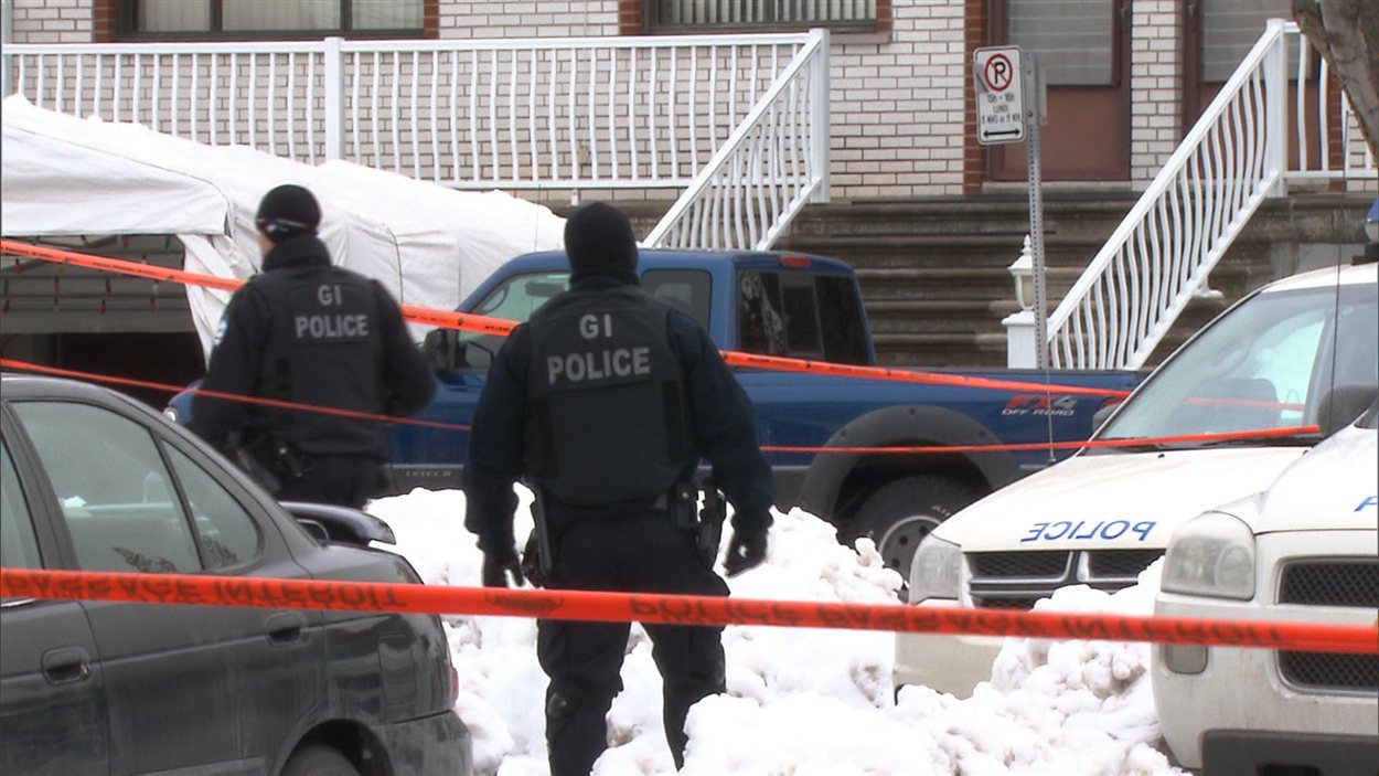 Un vol à main armée se transforme en opération policière à SaintLéonard RadioCanada