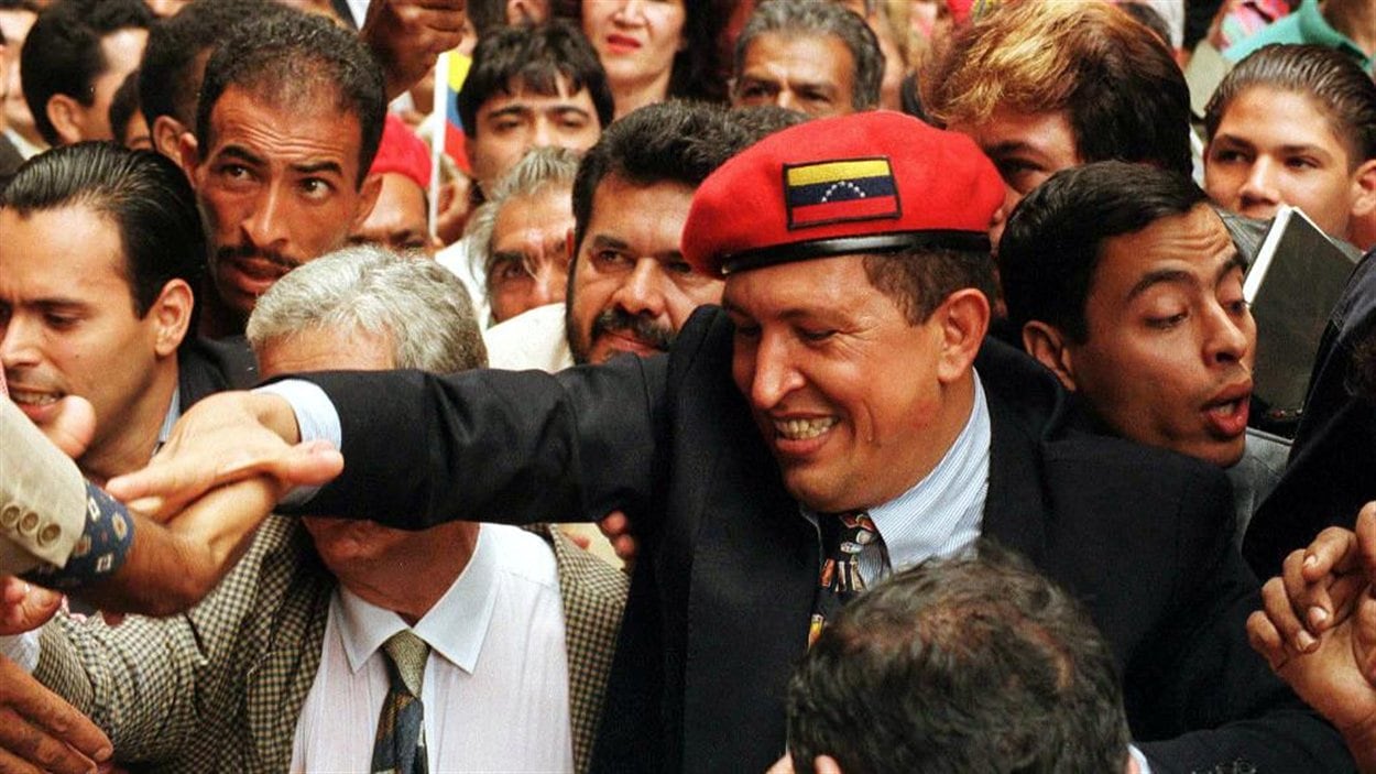 Hugo Chavez se prépare en vue de la présidentielle de 1998.